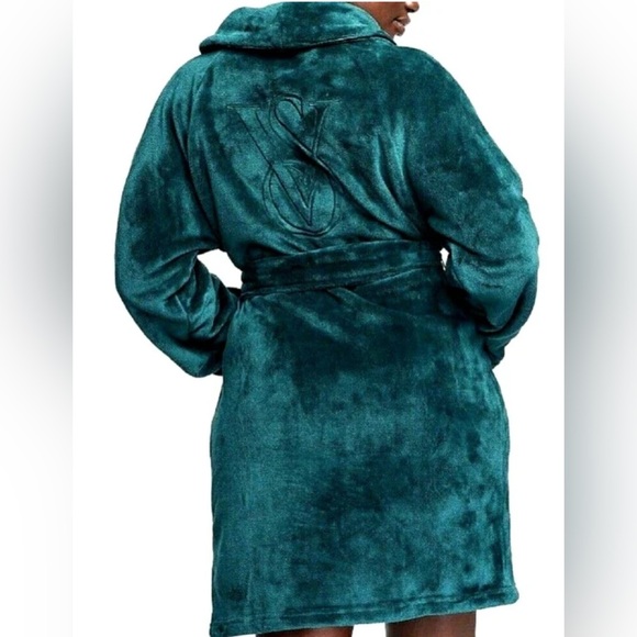Victoria's Secret Plush Short Robe for Women Forest Green Size XS/S - Picture 2 of 6
